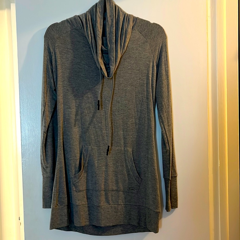 Winter long workout top